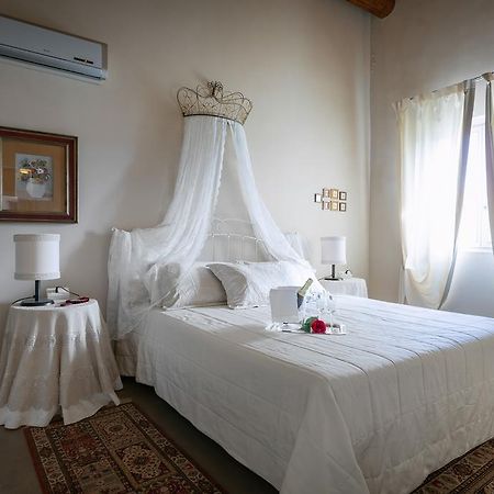 Corte Dei Soavi Suites - Apartments Soave  Oda fotoğraf