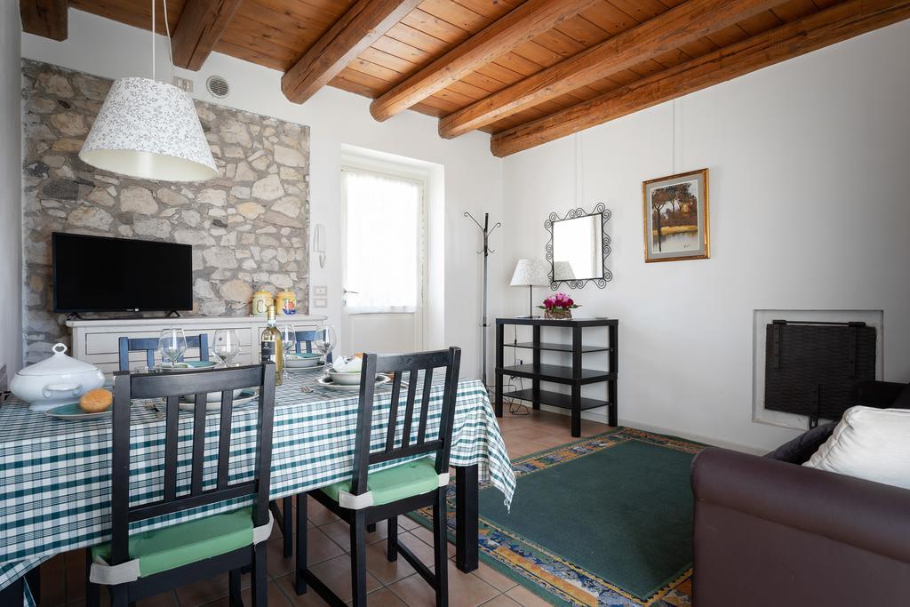 Corte Dei Soavi Suites - Apartments Soave  Oda fotoğraf